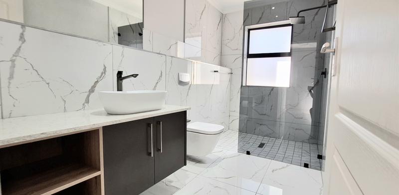 3 Bedroom Property for Sale in Hartenbos Heuwels Western Cape